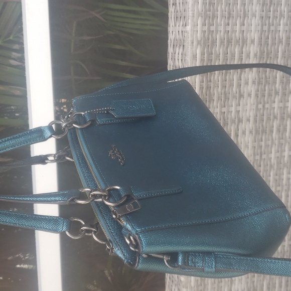 ❤COACH Metallic Teal Crossbody Bag EUC - Picture 1 of 12